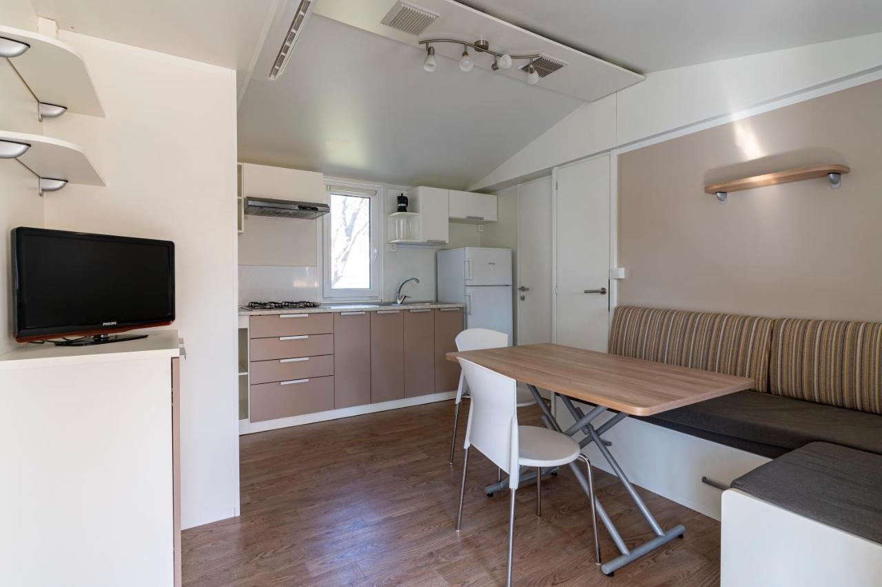 Camping Daino 호텔 피에트라무라타 외부 사진