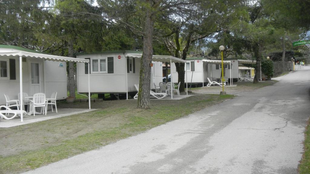 Camping Daino 호텔 피에트라무라타 외부 사진